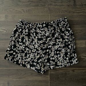 Joe B High Waist Black and White Floral Shorts